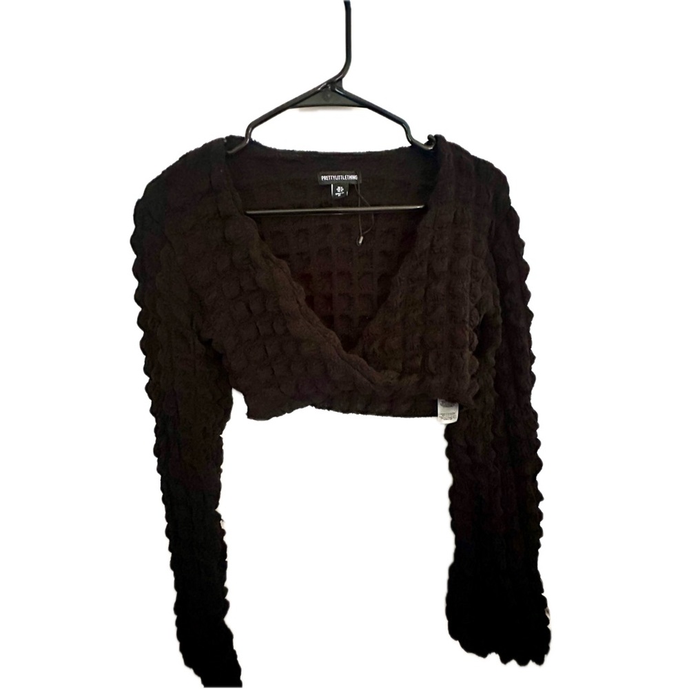 PrettyLittleThing Black Textured Crop Top